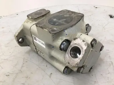 USED VICKERS 3520V38E8