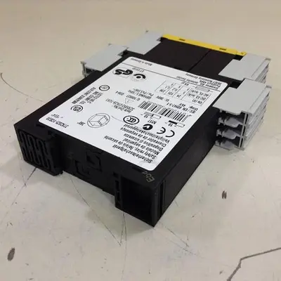 USED SIEMENS 3TK2 821-1CB30