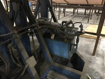 USED SHEINER ROCK AND ROLL ROTATIONAL MOLDER