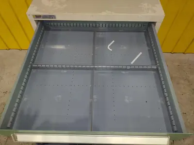 8 DRAWER VIDMAR INDUSTRIAL STORAGE CABINET 30" X 27.5" X 59": STOCK #21549 (6 AVAILABLE)