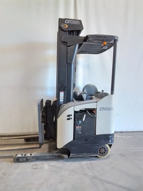 Used 2014 CROWN RD-5700 Reach Trucks North Carolina US | Forklift Pro #1086594