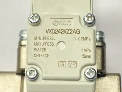 USED SMC 2-WAY MEDIA VALVE