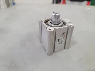 USED SMC NCQ2L40-25DZ