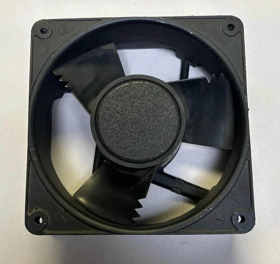 USED COMAIR ROTRON MX2A3