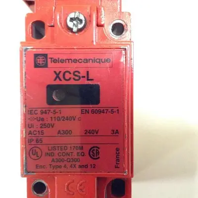 USED TELEMECANIQUE XCS-L
