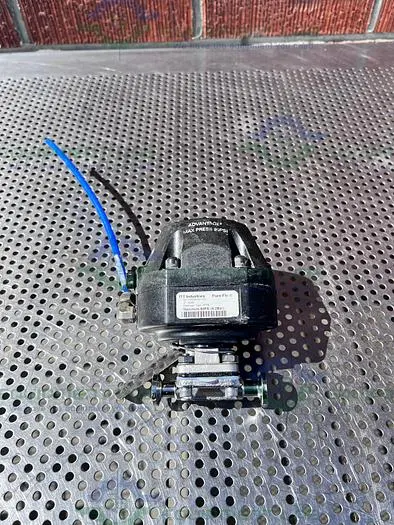 Used ITT PURE-FLO A208 DIAPHRAGM VALVES 90PSI W/  1/2"  SANITARY FITTING Valves/Fittings California US | Equipment Lab #485532