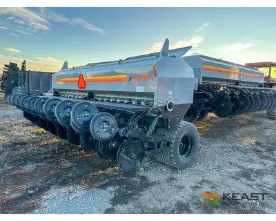 Used CRUSTBUSTER _UNKNOWN_ No-Till Drills Iowa US | Keast Enterprises #1360181