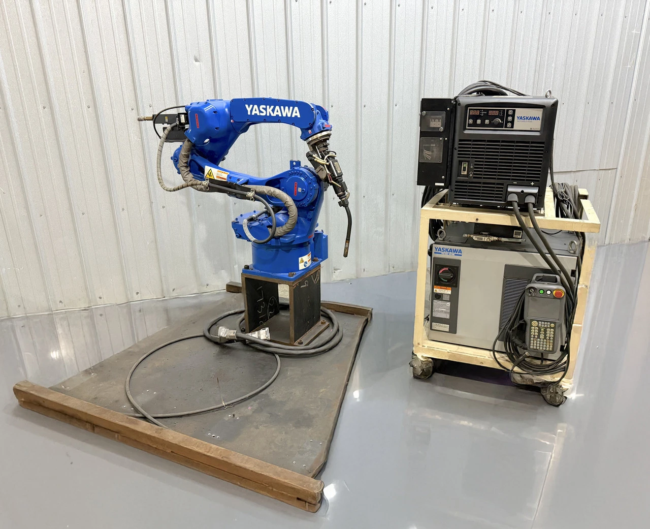 USED YASKAWA AR1440