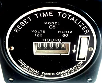NEW INDUSTRIAL TIMER CORP. C-5 RESET TIME TOTALIZER 120V 60HERTZ C5