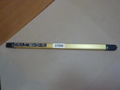 USED SUNX LTD SF4B-H32-01 DV2