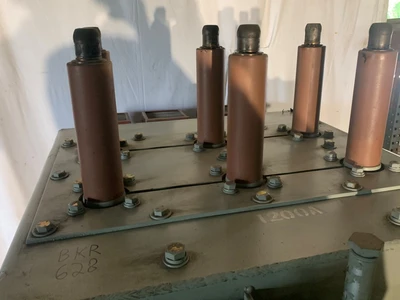 GE MagneBlast Breaker, AM-13.8-1000-4H, 1200A, 13.8KV, EO/DO, 12