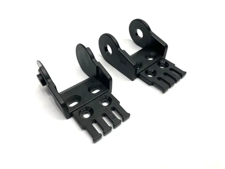 Used IGUS & 2030.4PZ ENERGY CHAIN MOUNTING BRACKET SET W/ TIEWRAP PLATE Miscellaneous MRO | Maverick Industrial Sales #1121663