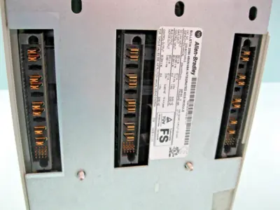 NEW Allen-Bradley 2094-BC07-M05-S