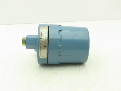 Rosemount 751AM3NAB Field Signal Indicator 4-20mA DC Meter Input 0-50 PSI