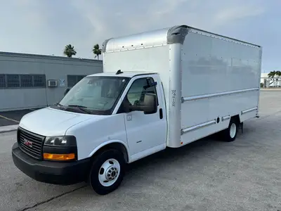 Used 2019 GMC SAVANA CUTAWAY Box trucks Florida US | Truck and Van Outlet #1509156