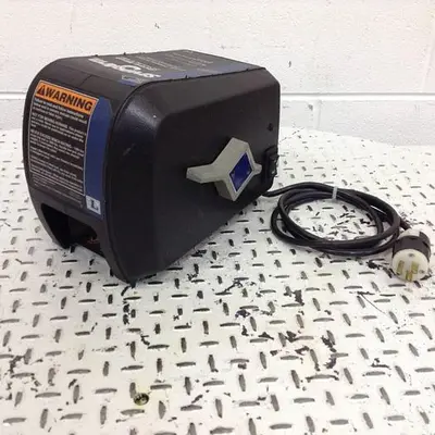 USED STRONGARM WINCH RATING 1200 LBS