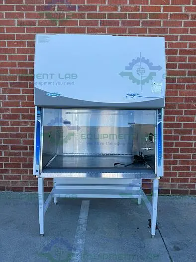 Used LABCONCO 302419000  LOGIC PLUS SERIES BIOSAFETY CABINET 4 FT CLASS II TYPE A2 Biological Safety Cabinets | Equipment Lab #486467