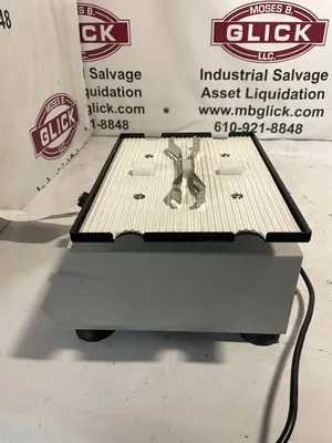 Thermo Scientific 4625 Titer Plate Shaker 40-1100RPM