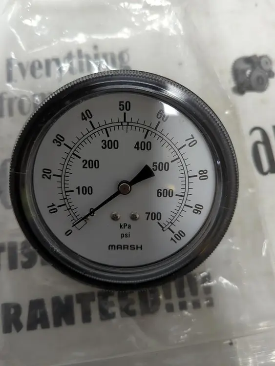 New | in-Stock MARSH 0-100 Universal Pressure Meters Ohio US | Surplus Asset Holdings #1240825