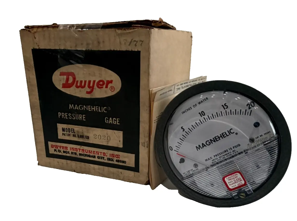 NEW DWYER 2020 MAGNEHELIC PRESSURE GAGE 0-20