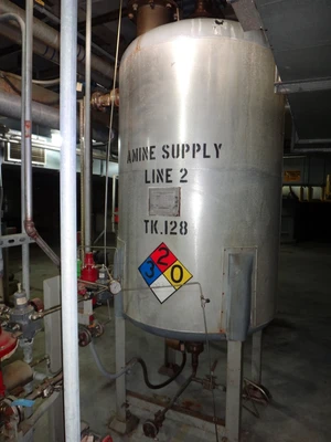 433 Gallon 304 Stainless Insulated Vertical Tanks