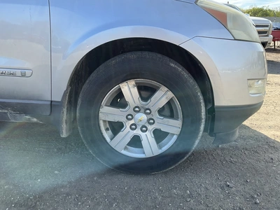USED 2009 CHEVROLET TRAVERSE