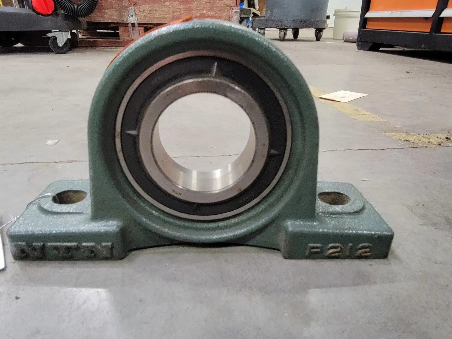 NEW NTN UKP212D1