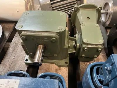 New | in-Stock RPM DS2238/2133-MC56 Speed Reducers | Surplus Asset Holdings #1204465
