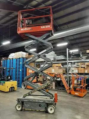 USED SKYJACK SJIII 3219
