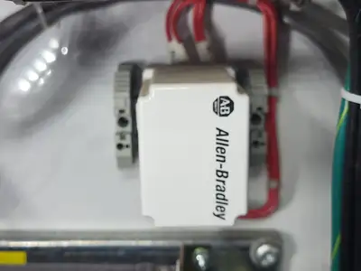 NEW ALLEN-BRADLEY 20BE027A0AYNAND0