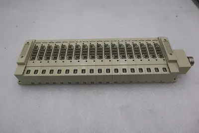 SMC SS5V3-J2Q2004 / SS5V3J2Q2004 (BRAND NEW) STOCK S-358
