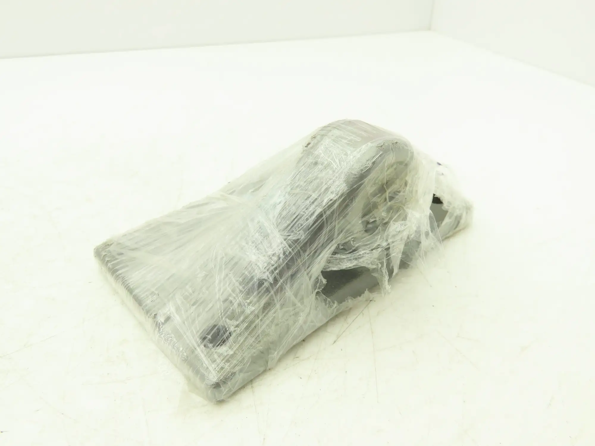Sew Eurodrive 0643/03 4282 KT47 Gearmotor Torque Arm Hollow Shaft Mount Bracket