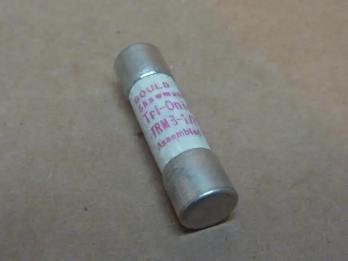 Used GOULD / SHAWMUT TRM3-1/2 Fuses Michigan US | Ideal Machinery #595627