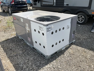 Used BRYANT 559KE06A000A3A0AC, 5 TON Air Conditioning Equipment Michigan US | Miedema Asset Management Group #1330111