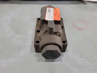 USED PARKER FILTRATION D1VHW4CNYCF4 75