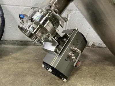 Lidded Hoppers With Butterfly Valves