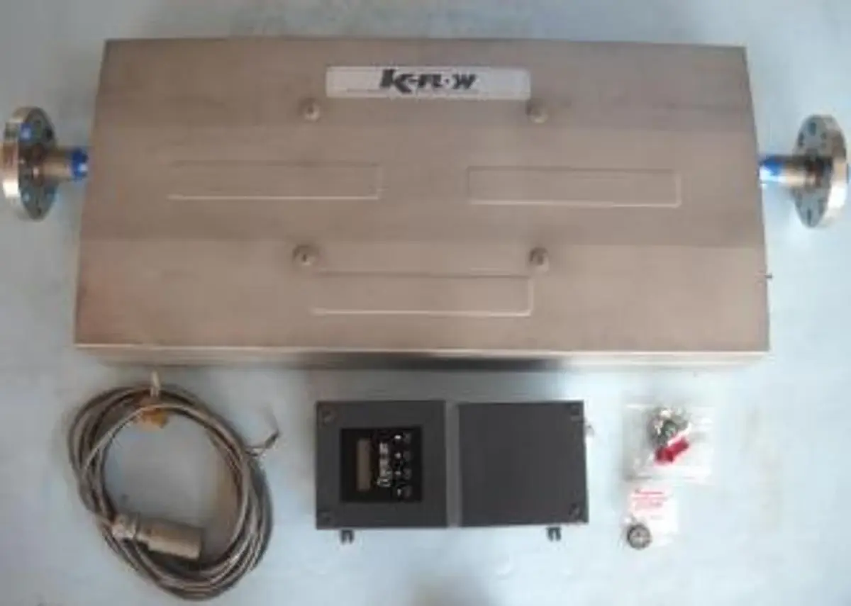 QTY. 1. K FLOW MASS FLOW METER CONTROL SN-RS-1168-...