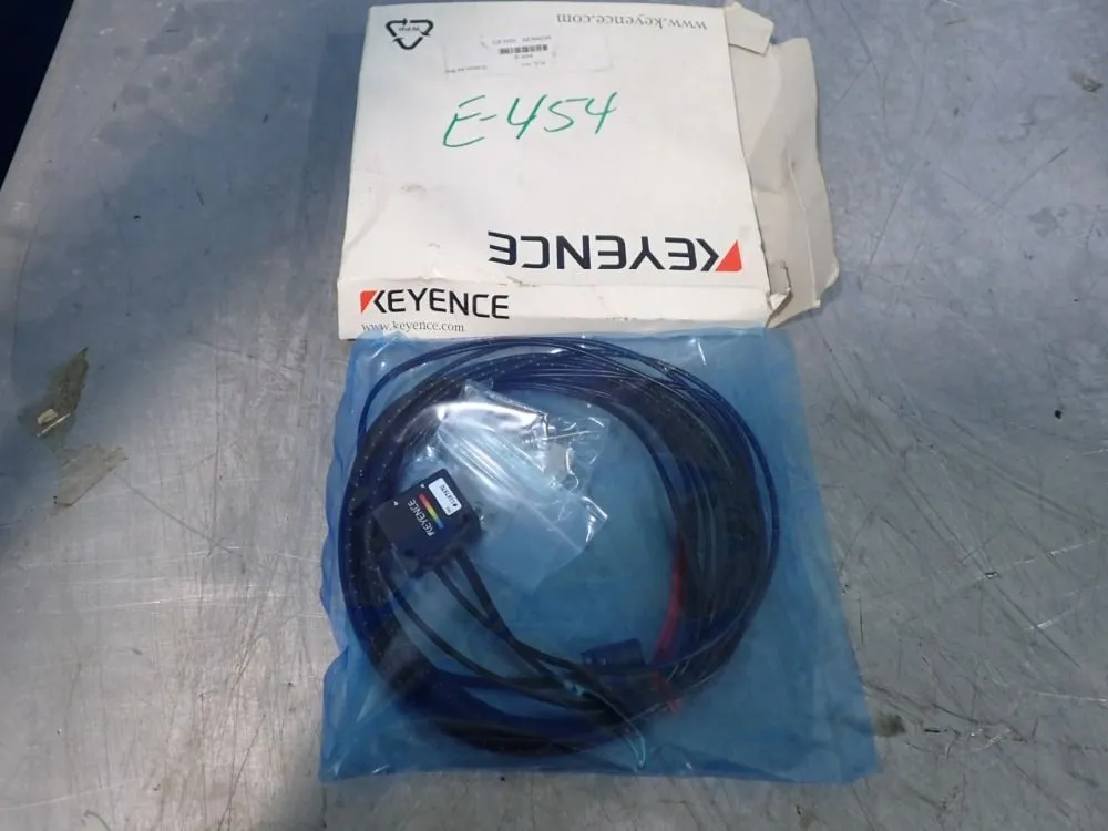 New | in-Stock KEYENCE CZH32 Sensors | HGR 24 #753214