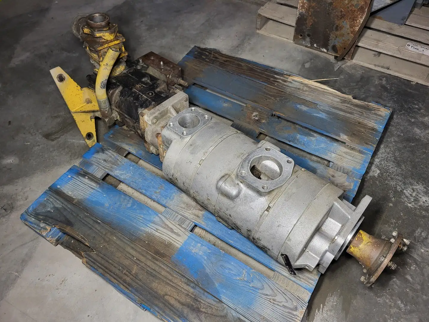 Used OILGEAR PVK-140-A1UV-RDFS-P-1NNSN-CP Parts (Hydraulics and Pneumatics) British Columbia CA | Lenmark #368566