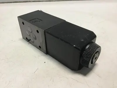 USED VICKERS DG4V-3S-6B-M-U-H5-60