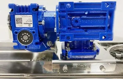 Lidded SS Hopper With Agitator - LIKE NEW CONDITON