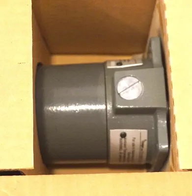 NEW DYNAPAR X250400024 ENCODER 3/8 SFT DIF 5-26V LD