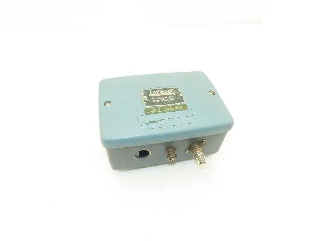 Foxboro E92-FFN2H Air To Current Converter 63-100VDC 15PSI 10-5ma Style A
