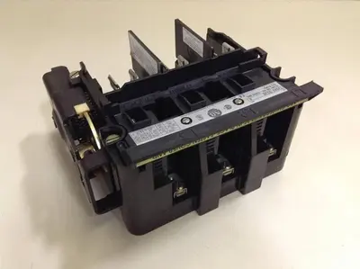 USED ALLEN BRADLEY 1494V-DS30 SER A