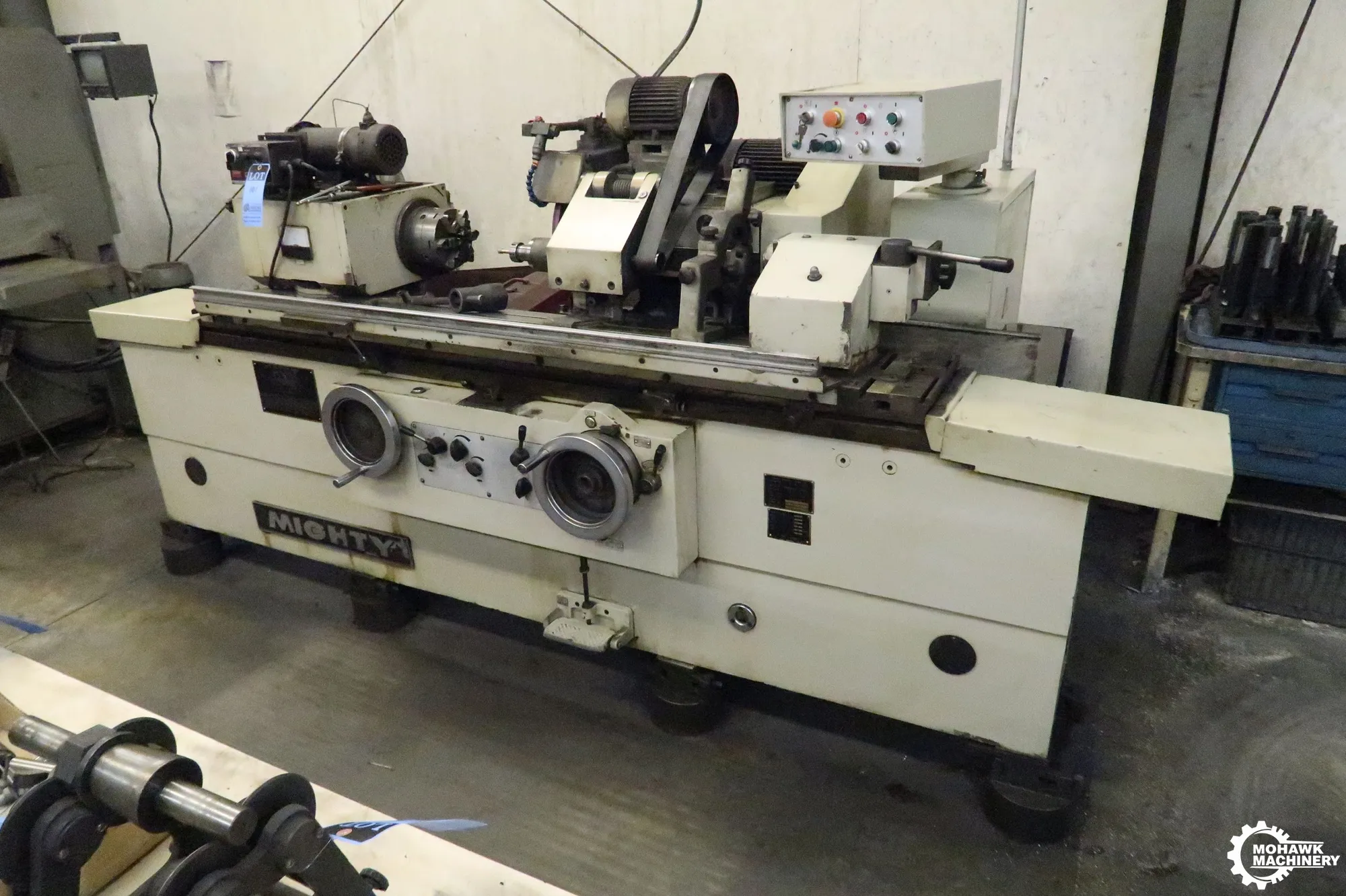 13" x 40" MIGHTY "MCG1340H" UNIVERSAL CYLINDRICAL GRINDER w/INTERNAL GRINDING SPINDLE