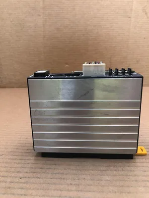 LIMO ESMC-K2 Linear Motion Controller w/ EZSM4D030K Controller Key 24VDC