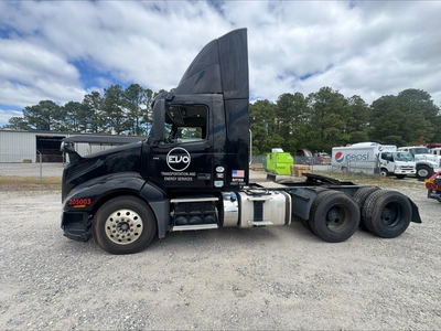 USED 2020 VOLVO D13