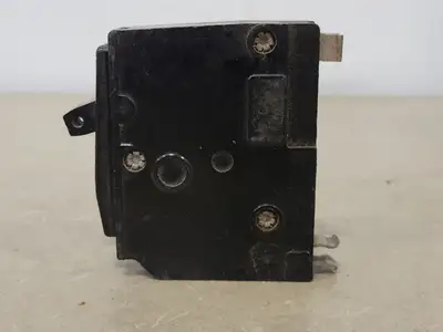 USED SQUARE D QO115