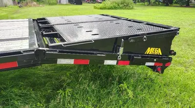Used 2025 BIG TEX 14GN (35 + 5) Flatbed Trailers Michigan US | Proxy Equipment #1378362