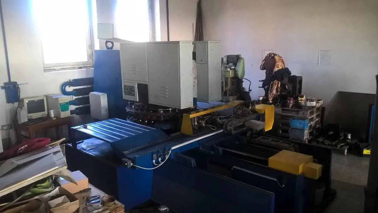 USED 1990 FORM TGRJ 25 NC